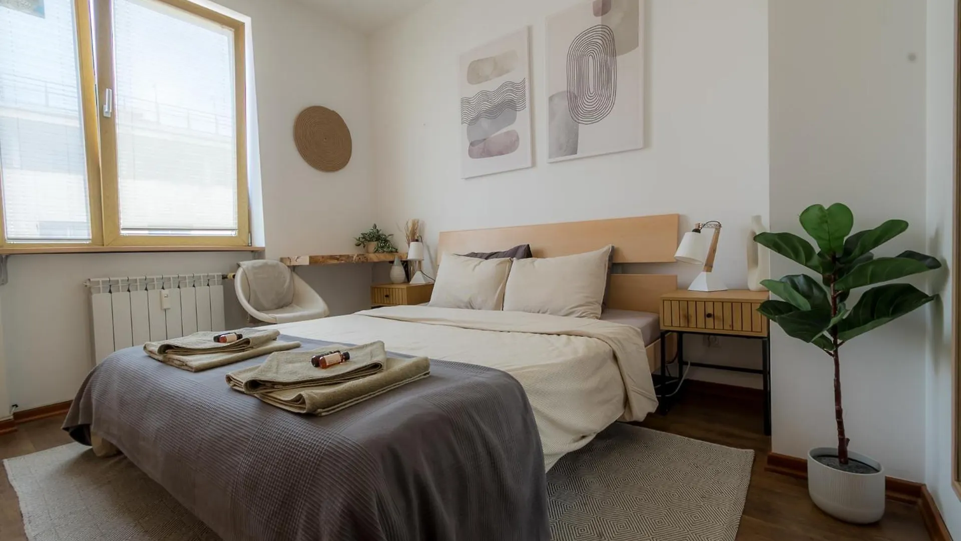 Apartment Slaveykov Sqr Urbanlux Topcentre 2Bdr Free Parking Sofia Bulgaria